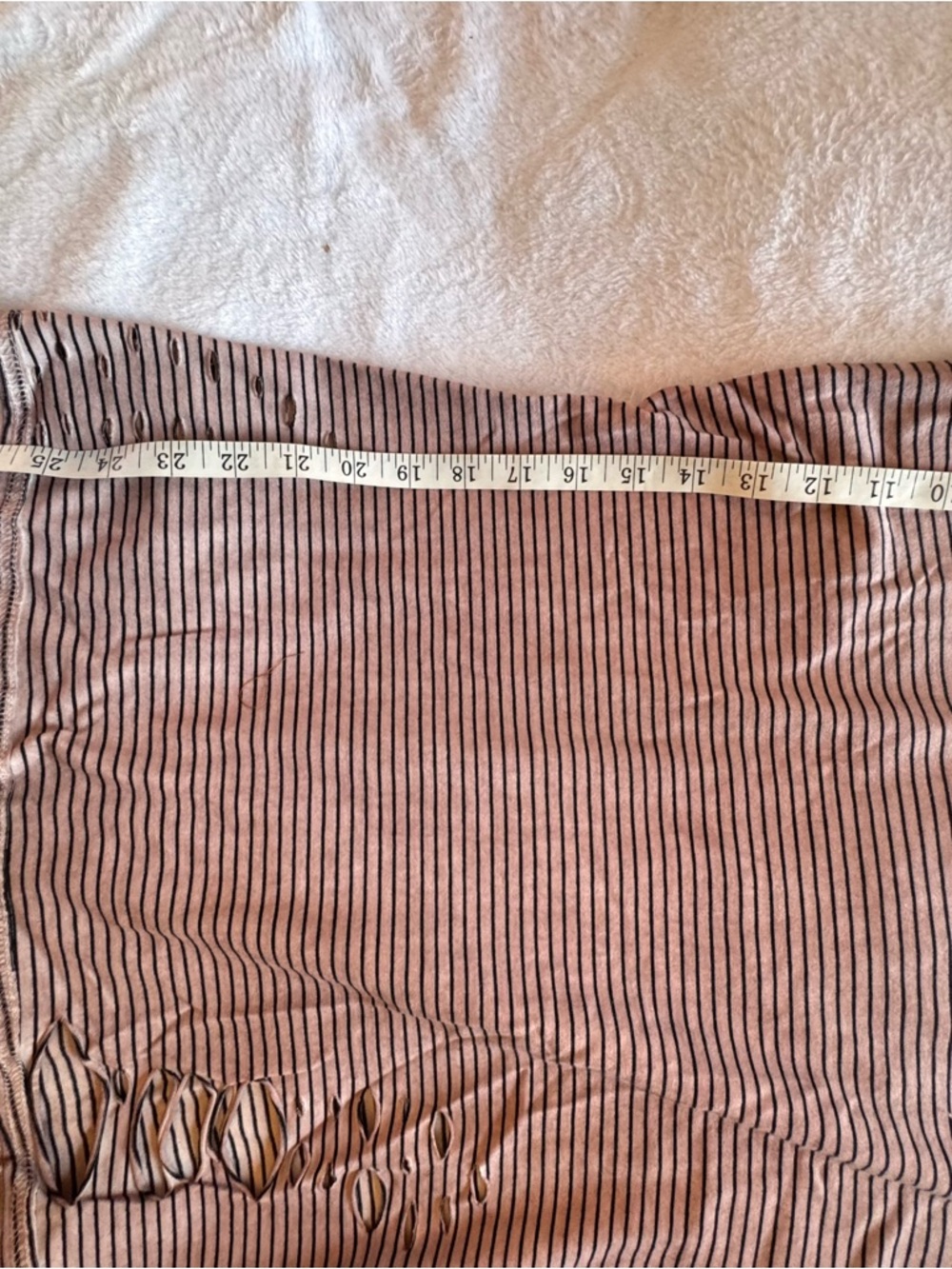 POL Pink & Black Intentionally Distressed Striped V-Neck Short Sleeve Tee NWOT - Picture 5 of 5